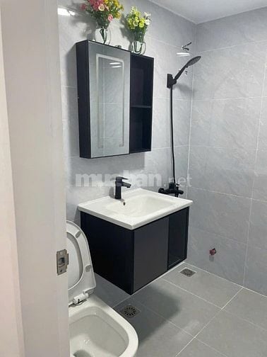 Chung cư 8x plus Trường Chinh,Q12: 80m2, 3p ngủ,NT, 9,5tr/th   