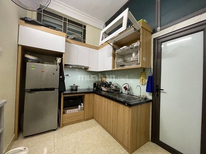 Bán nhà Mỹ Đình 40m2, dân xây, nhỉnh 6 tỷ - Ở ngay, đón Tết!