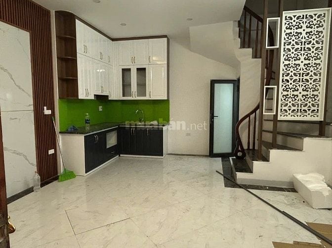 Cho Thuê Nhà ngõ 615A Minh Khai, nhà mới xây đẹp, 5 tầng