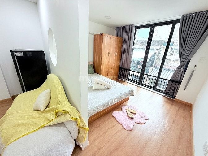 Ban công trời 1 PN tách bếp Hoàng Sa Quận 3