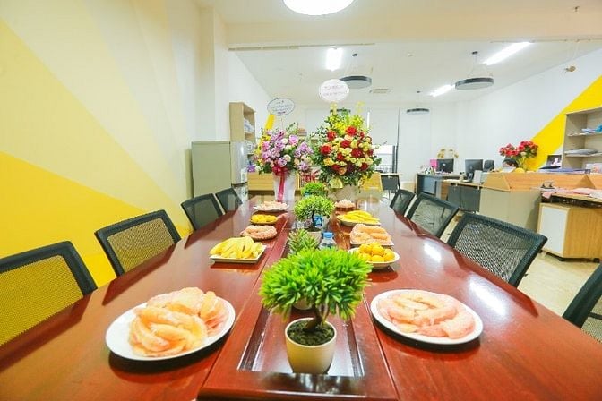 Cho thuê tầng 1 và 8 làm văn phòng