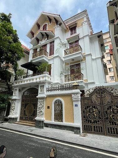 Chính chủ cho Thuê BT 3,5 tầng Nguyễn Thị Định. Trung Hoà Nhân Chính