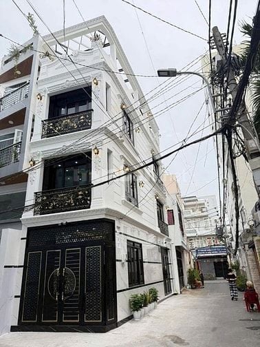 Nhà 3 Lầu tuyệt đẹp cao cấp HXH Nguyễn Thượng Hiền, nhà mới vô ở Ngay