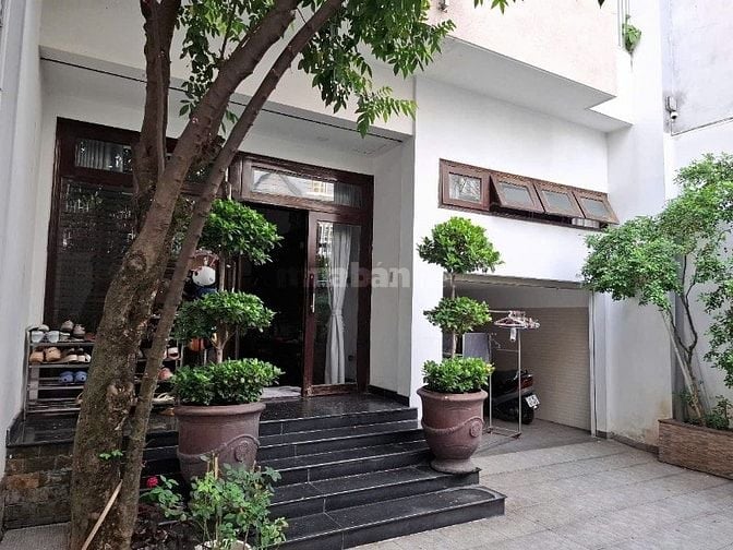 Đường nhựa 8m,8x20m trệt 2 lầu ST 5 PN đối diện nhà Ga T3