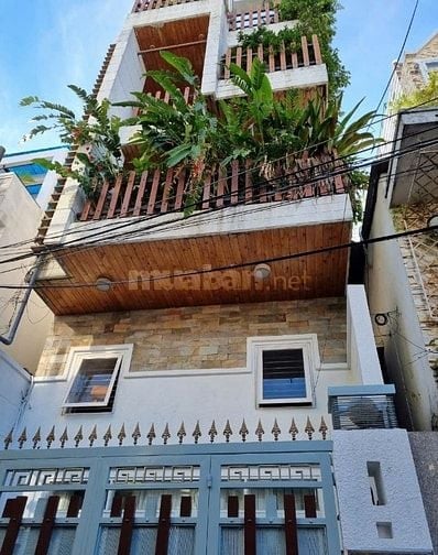 Bán gáp nhà HXH 100m2 đường nguyễn bá tòng , trệt 4 lầu .Q Tân Bình