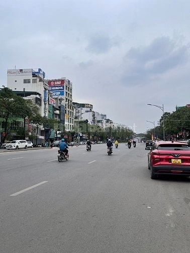 Bán nhà phố Trần Khát Chân 5 tầng thang máy, Dt 50m2, mt 5m, ở ngay.