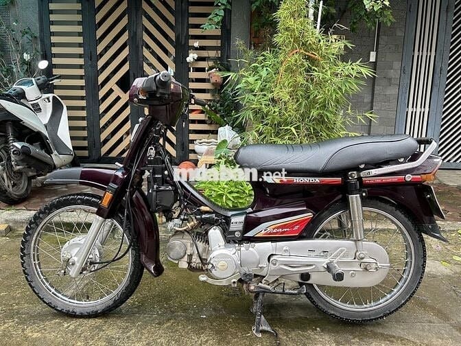 Honda Dream Việt máy chất