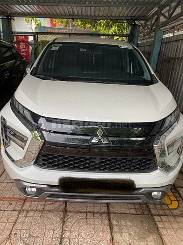 cần bán 01 xe xpander premium 1.5 AT 2024