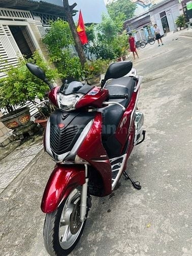Cần tiền bán gấp xe HONDA - SH 150i