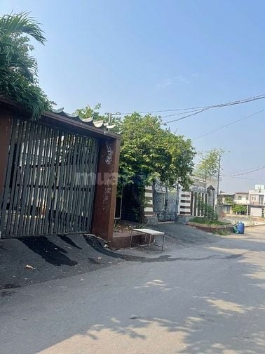 Bán biệt thự đường 179 Hoàng Hữu Nam quận 9 