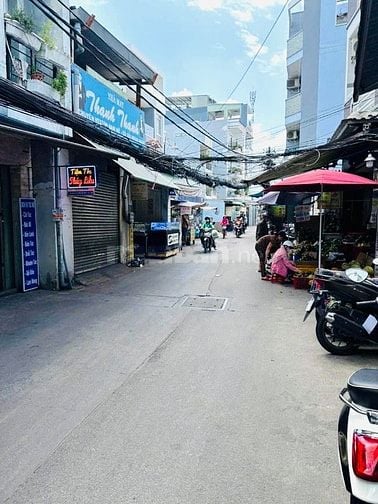 Nhà 100m2 đất HẺM 8m, Dương Bá Trạc, Q8