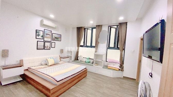 Bán nhà khu công viên x35 Nguyễn Minh hoàng, khu vip dt : 5x17m 3 lầu,