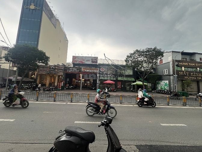 Bán Nhà Mặt Tiền Nguyễn Thị Thập, Quận 7, Tp HCM