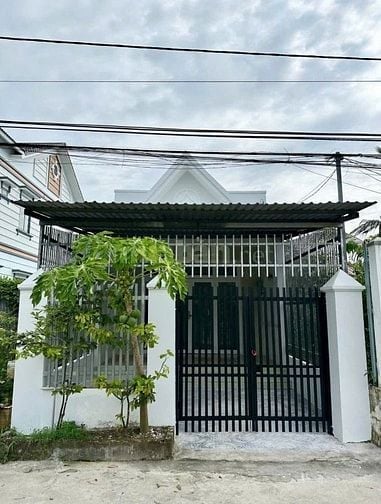 Chấn Động Địa Cầu Căn Nhà Tân Thới Nhì, Hóc Môn - Giá 830 Triệu. SHR