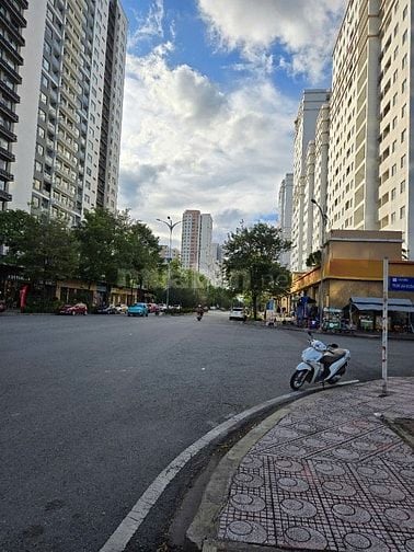 Bán căn hộ CC. Đức Khải, CĐ, dt 66m, ngay đường Mai Chí Thọ, An Khánh