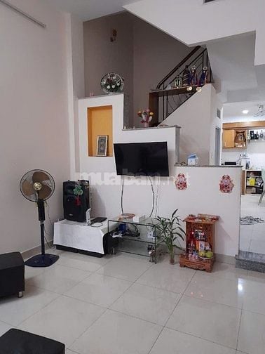 Bán nhà 2 mặt hẻm 3m Lê Văn Sỹ Q.PN 5x12 3 lầu ST 11 tỷ