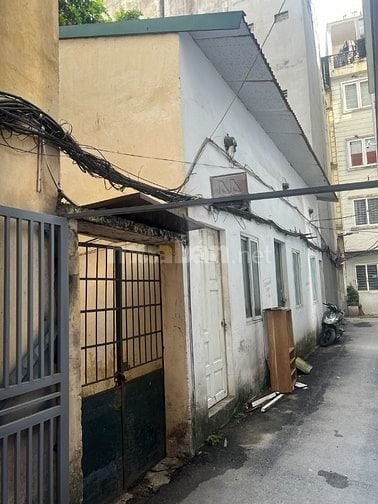 Đội Cấn sót lại mảnh cuối cùng DT80m2 MT8.6m ngõ ba gác giá 11 Tỷ