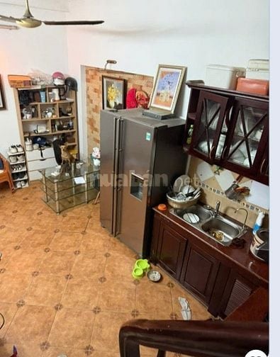 CHO THUÊ NHÀ 3,5 tầng 11b ngõ 96 đường Ngọc lâm- Long biên - Hà nội