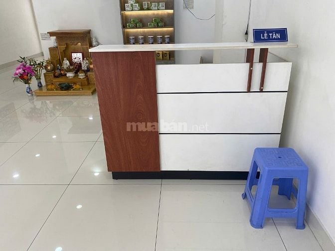 Tuyển gấp lễ tân văn phòng quận Bình Tân 