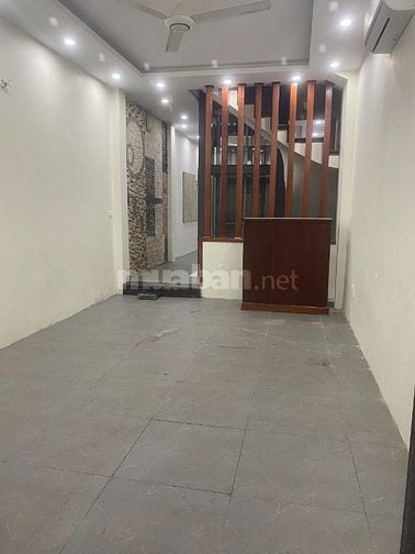 Chính chủ cho thuê 02 tầng nhà làm VPGD-đại lý bán hàng-đào tạo