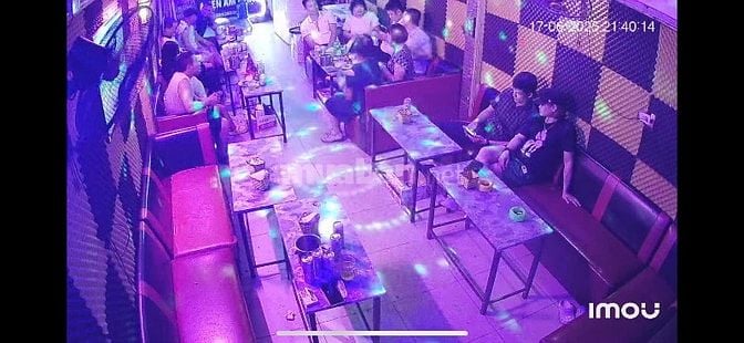 Sang nhượng quán cafe hát cho nhau nghe