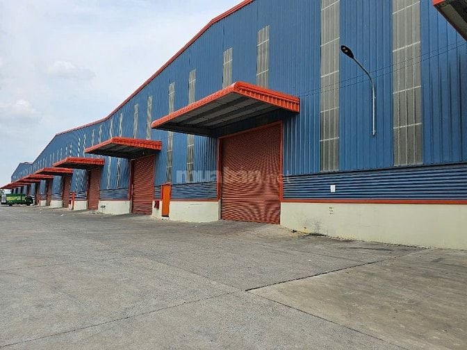 Cho thuê kho xưởng mới tại CCN Cần Đước, Long An,DT: 7000m2 - 15.000m2