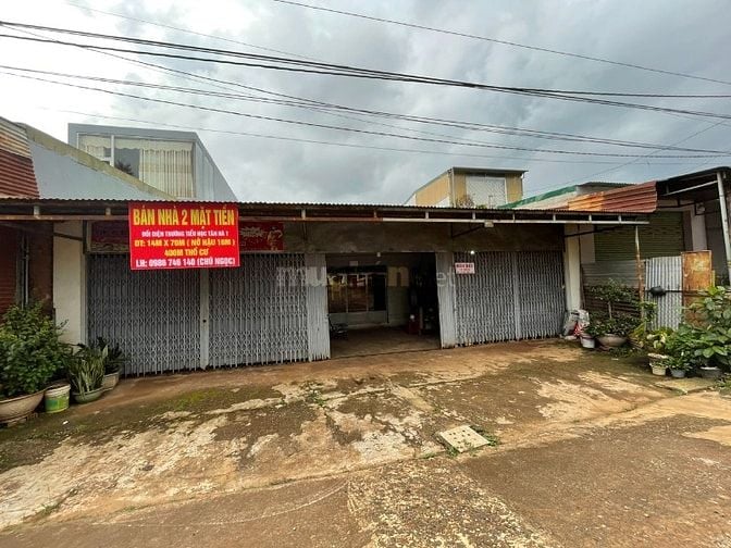 Bán nhà 2 mặt tiền DT: 14mx70m (nở hậu 16m) gần chợ Tân Hà Lâm Đồng.
