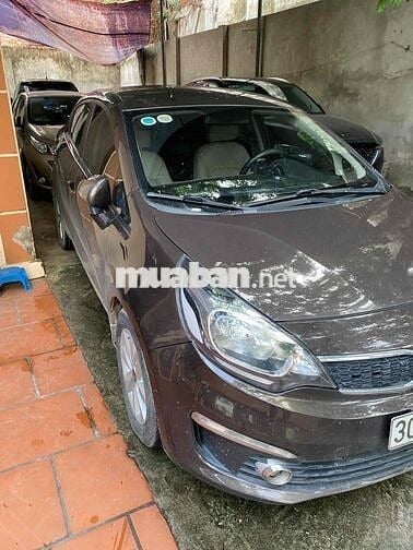 Kia Rio 2015 1.4 AT Sedan - 120000 km