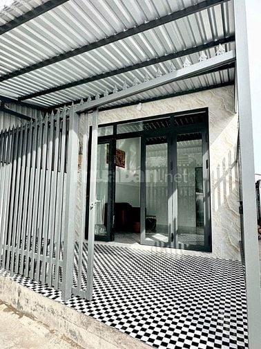Bán căn nhà tại lê thị lơ, tân hiệp,hóc môn dt 109m2 giá 825 triệu