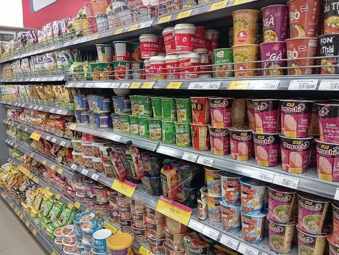 Cửa hàng cần tuyển gấp 3 bạn phụ bán hàng