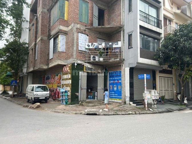 Cho thuê nhà thô liền kề 3, tân triều