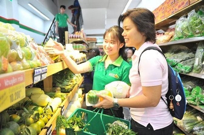 Tuyển gấp bảo vệ, tạp vụ, nhân viên bán hàng, nhân viên kho