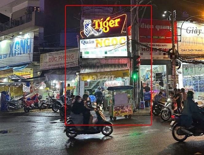 Chỉ 23Tr Góc Ngã 4 Nguyễn Xí -Nơ Trang Long Có 3 Phòng Ngủ Vỉa Hè Rộng