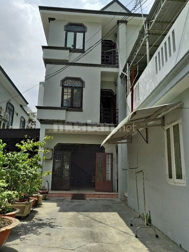 CHO THUÊ PHÒNG SẠCH ĐẸP TRONG BIỆT THỰ RỘNG RÃI ĐƯỜNG 1 P.BÌNH AN, Q.