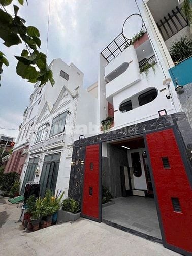 CHO THUÊ NHÀ Siêu Phẩm Duy Nhất 1 Căn Ngay 31/3 Út Tịch, Tân Bình 