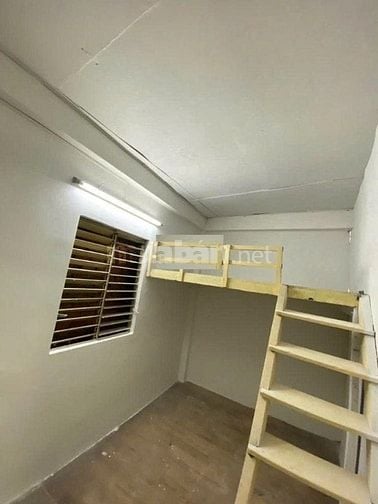 Cho thuê nhà hẻm 3m(BG) Nguyễn Đình Chiểu, P.5, Q.3 giá 12tr