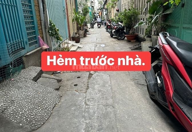 Quận 3 Giáp Quận 1 - 5 Tầng - 33m2 - 6TỶ8- Hẻm 3m