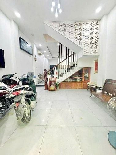 1 SẸC BÀ HOM, 4 TẦNG, HẺM 8M THÔNG, NGAY VÒNG XOAY PHÚ LÂM, 4.3*15