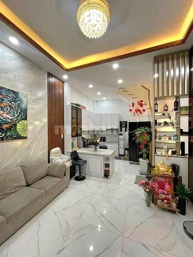 Kẹt tiền bán nhà Sư Vạn Hạnh, Phường 12, Quận 10, Giá 3 tỷ250, DT 55m2