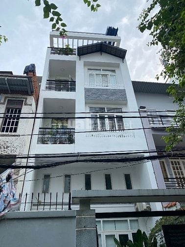 Bán nhà 3 lầu, 5.5x12 đường 43-thảo điền