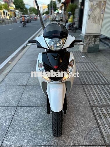 sh 125i sm5005 2011 trắng sporty zin chưa rớt đầu