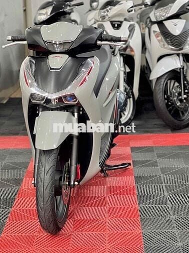 Mình cần bán xe Sh125i Bản Thể Thao ABS đời 2024