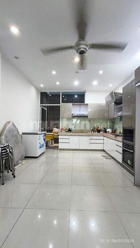 Nhà 4 tầng BTCT 82m2 sổ A4 - Tân Sơn Nhì giá 8,5 tỷ TL - HXH 4m 