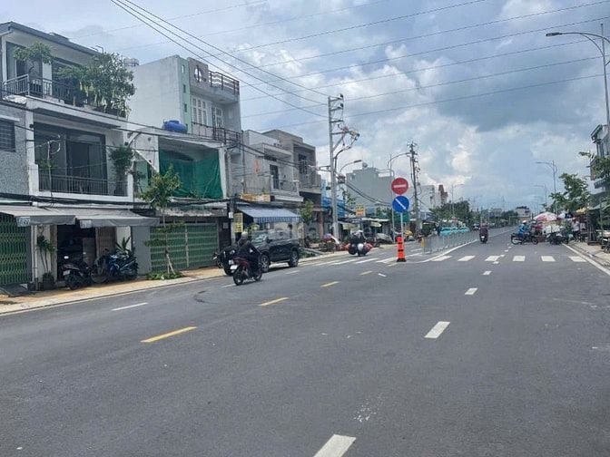 ✅Lô Đất hẻm Oto đường Lý Chiêu Hoàng q6