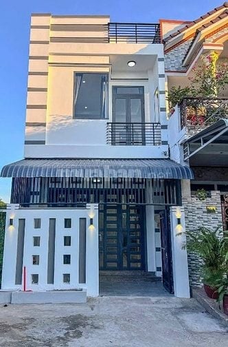 Bán căn Nguyễn Văn Quá, Quận 12 ̉̉64m2, 2 tỷ 050. Hẻm 5m. Sổ riêng.