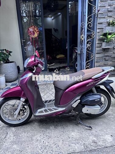 Cần bán xe Sh model 2020- tình trạng mới keng