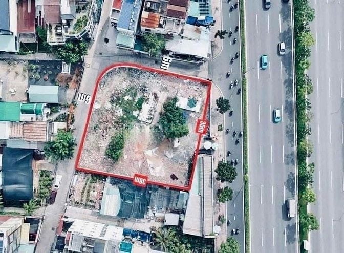 3Mặt tiền vị trí Vàng .Phạm văn Đồng thủ Đức. Dt: 38x35M