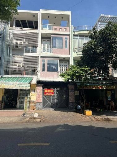 Nhà MT khu Tên Lửa đường số 24A , 4,5x20m 3.5 tấm giá 17 triệu/tháng