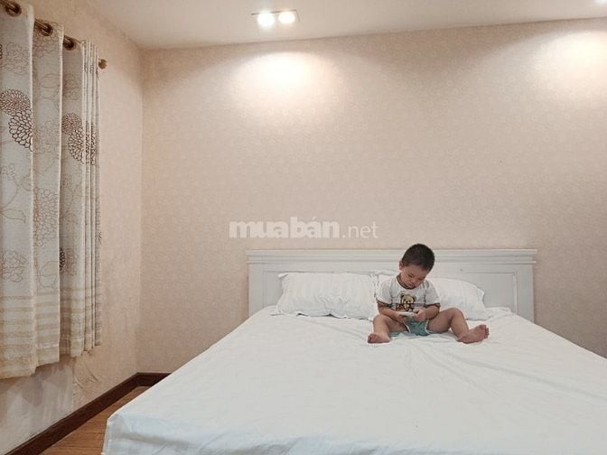 Nhà rộng ở không hết cho thuê lại 1 phòng thích hợp cho 1-2 người ở 