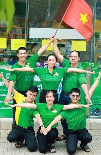 Bách Hoá Xanh Tuyển Gấp Nam Nữ Trực Quầy Hàng 